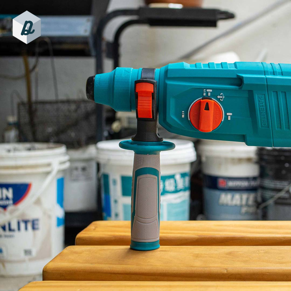 Marteau Piqueur Perforateur Sds-Plus 800W TOTAL | TH308268-8